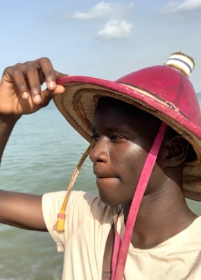 Ibra, 21, République du Sénégal, Nguékhokh