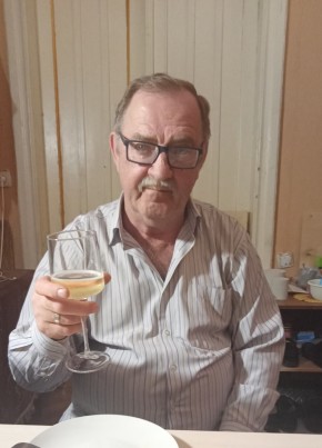 Петр из Самары 69 лет