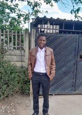 Bezel, 22, Southern Rhodesia, Harare