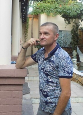 Иван, 46, Россия, Красноармейск (Московская обл.)