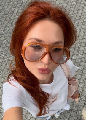 Ксения из Ibi 24 года