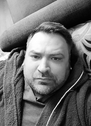 Александр из Сертолово 46 лет