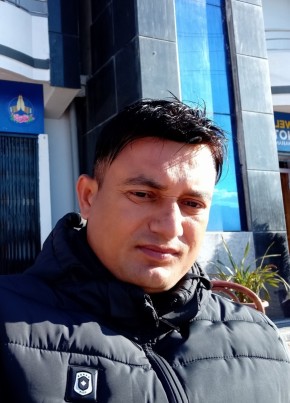 Kesy, 37, Federal Democratic Republic of Nepal, Birātnagar