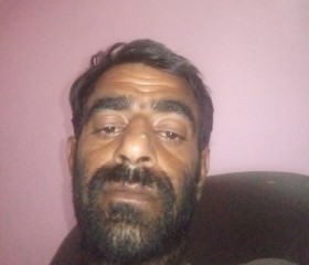 Malik Asad, 18, Jeddah