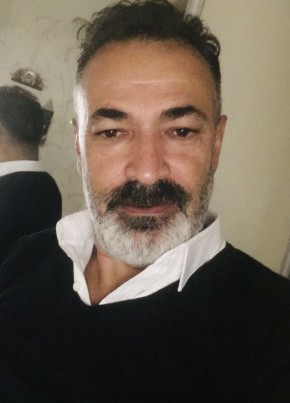 Şener, 54, Türkiye Cumhuriyeti, Gürpınar