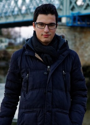 Antoine, 26, République Française, Biarritz
