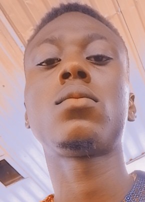 Victor, 19, Nigeria, Ibadan