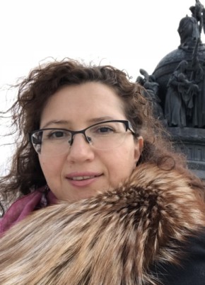 Елена, 44, Россия, Санкт-Петербург