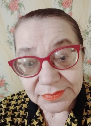 Валентина из Воткинска 72 года