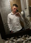 Oleg, 25, Moscow