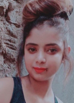 Debika Maji, 24, India, Kozhikode