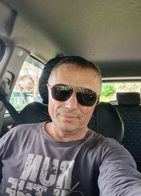 Сергей из Кириши 54 года