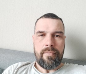 Виталя, 39 лет, Березники