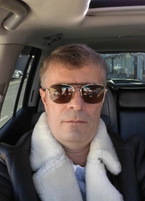 Александр из Владивостока 47 лет