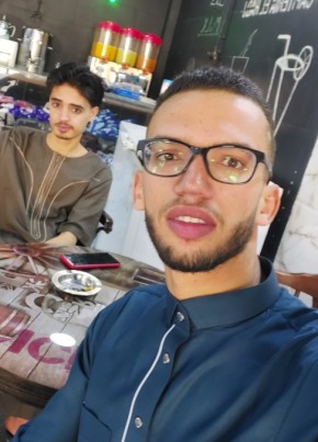 Aziz, 20, People’s Democratic Republic of Algeria, Tolga
