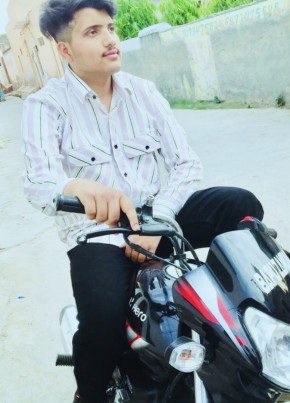 Hanish, 21, India, Jodhpur (State of Rājasthān)
