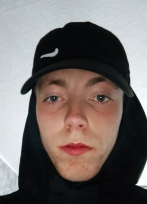 Andrey, 19, Russia, Chernogorsk