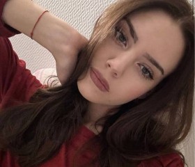 Eva, 22, Saint Petersburg