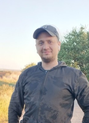 Zhenka, 33, Russia, Pskov