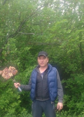 Михаил из Саратова 41 год