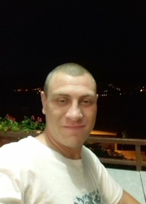 Алексей, 42, Россия, Берёзовский