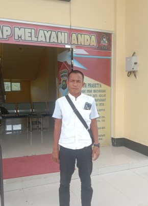 Muklis, 43, Indonesia, Kualatungkal