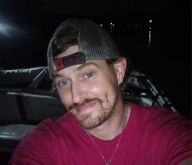Chris, 34, Atlanta