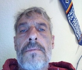 Michael Müller, 23, Schleswig