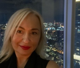 Anastasia, 40, Swinton