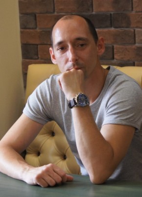 Дмитрий из Владивостока 44 года