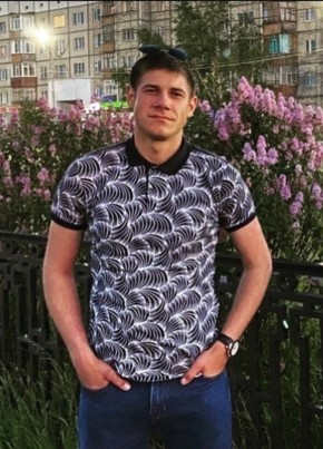 Максим, 23, Россия, Сургут
