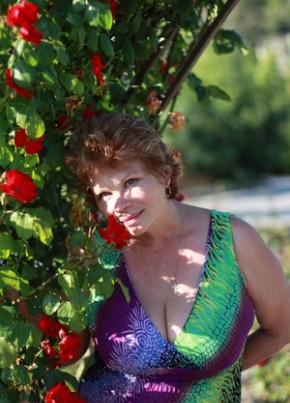 Olga, 68, Россия, Новороссийск