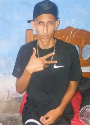 Eduardo Gomes, 19, Brazil, Cabo Frio
