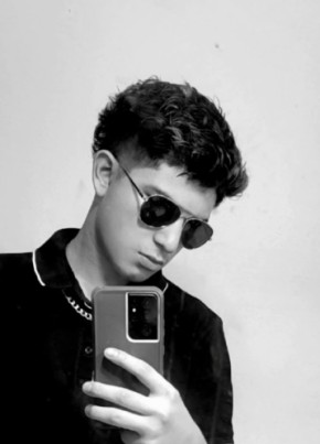 DYLAN, 18, United States of America, Weslaco