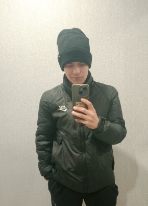 Макс из Димитровграда 22 года