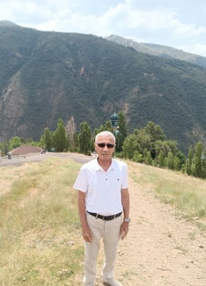 Абдувахоб из Toshkent 65 лет