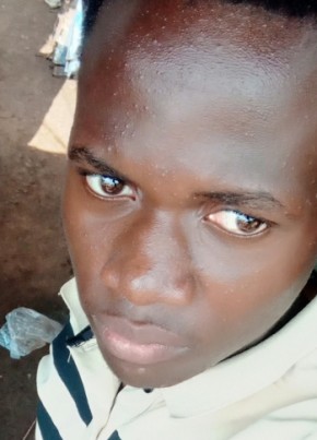 Jonathan, 21, Uganda, Kampala