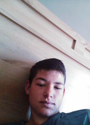 Jaundre из IBloemfontein 19 лет