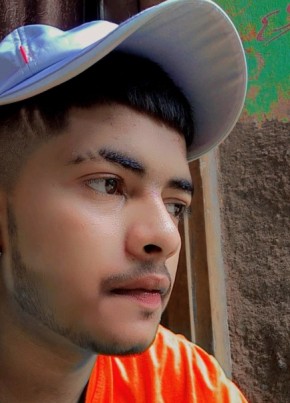 Raj Valmiki, 19, India, Delhi