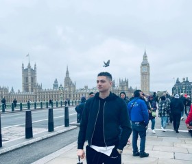 Claudiu, 26, Bacau