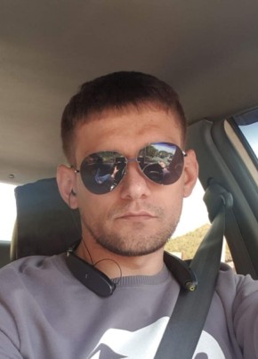 Данил из Сергиев Посада 40 лет