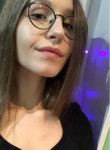 Alena, 21  , Yekaterinburg