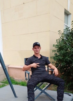 Олег, 25, Россия, Санкт-Петербург