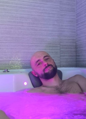 Dmitriy, 42, Belarus, Brest