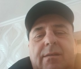 Samvel Matinyan, 55, Moscow