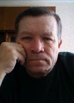 юрий, 73, Россия, Омск