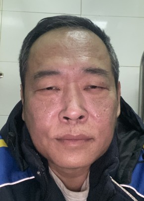 魏大勋鹿汪星人, 55, 中华人民共和国, 北京市