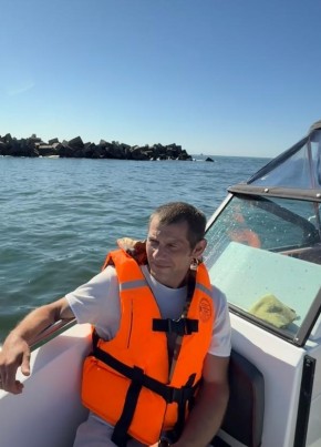 F-r, 40, Russia, Moscow