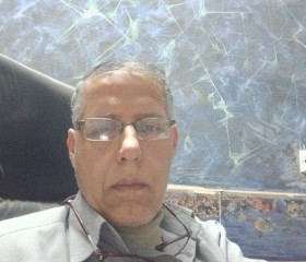 Wa, 49, Cairo