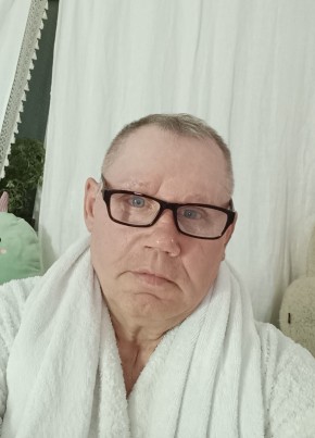 Валентин из Коряжмы 56 лет
